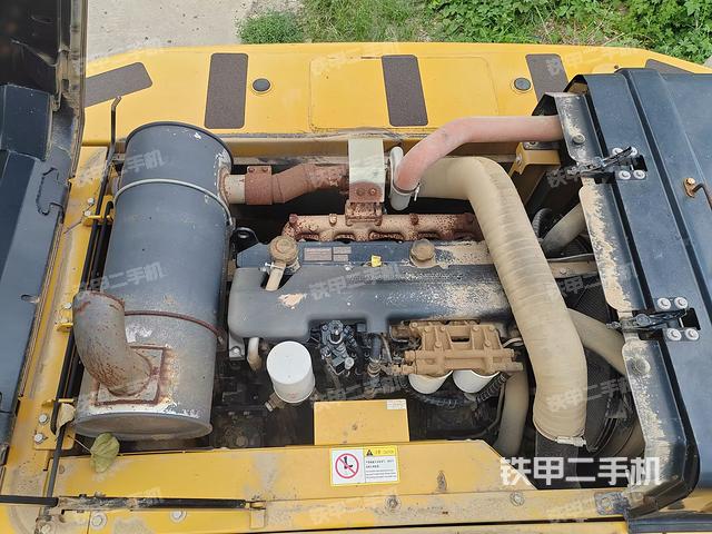 發(fā)動(dòng)機(jī)整體俯視(整機(jī)外觀) 發(fā)動(dòng)機(jī)整體俯視(整機(jī)外觀)