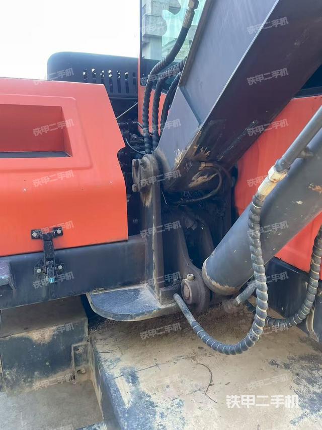 大臂根部 斜（工作和回转装置）