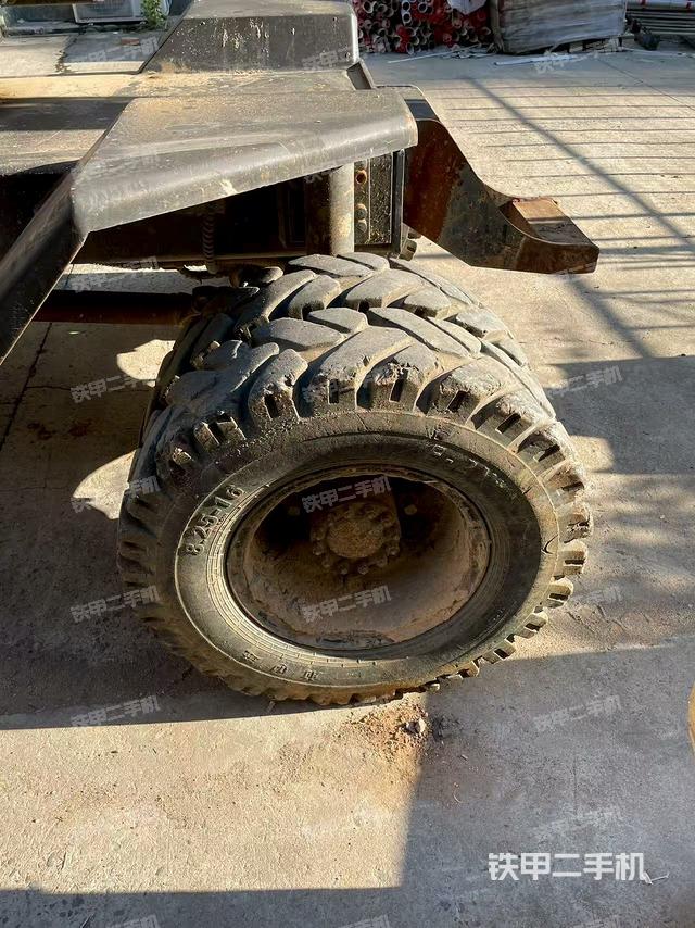 左驱动轮（行走机构）