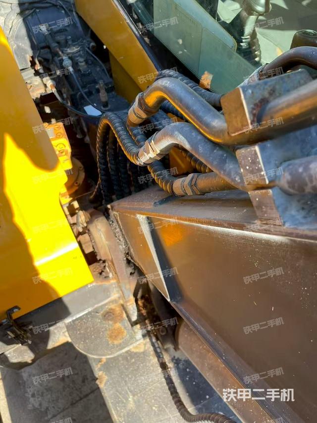 大臂根部 斜（工作和回转装置）