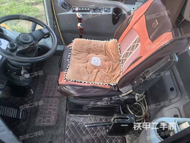 驾驶室操作台（整机外观及大件）