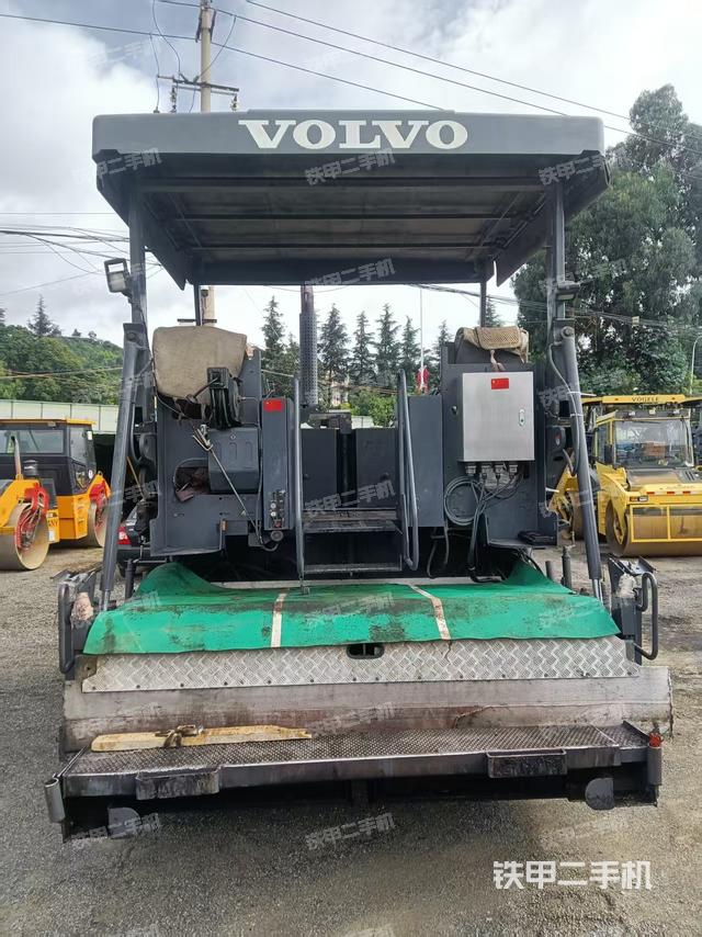 整機(jī)右后45°(設(shè)備外觀及核心部件) 整機(jī)右后45°(設(shè)備外觀及核心部件)