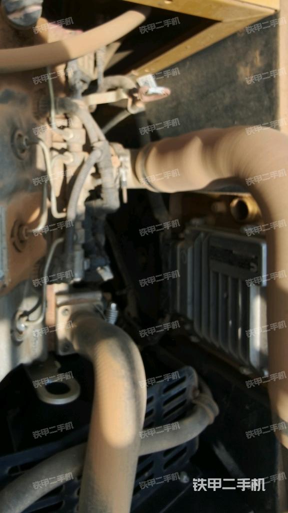 氣門室蓋螺絲特寫（上車部件）