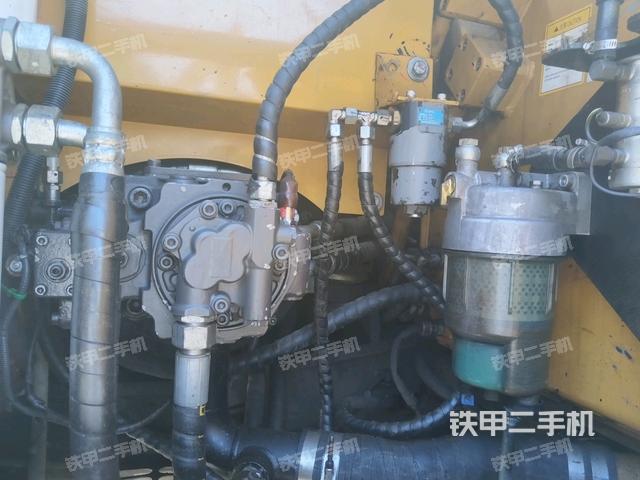 液压泵斜45 左（大件舱室）