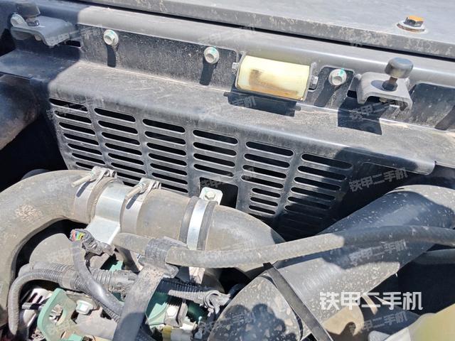 水箱+风扇特写(上车部件) 水箱+风扇特写(上车部件)