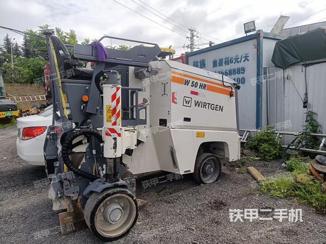 整機右側(cè)(設(shè)備外觀及核心部件) 整機右側(cè)(設(shè)備外觀及核心部件)