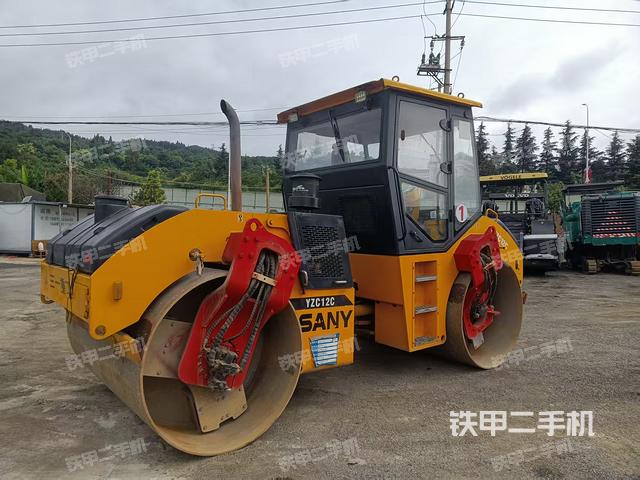 整機右側(設備外觀及核心部件) 整機右側(設備外觀及核心部件)