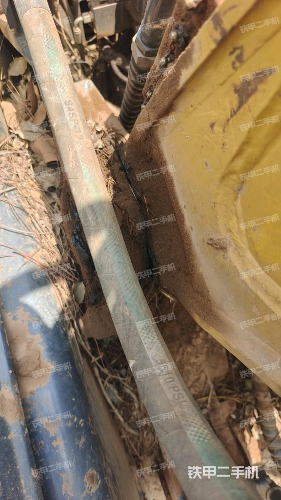 大臂根部?斜視（工作和回轉(zhuǎn)裝置）