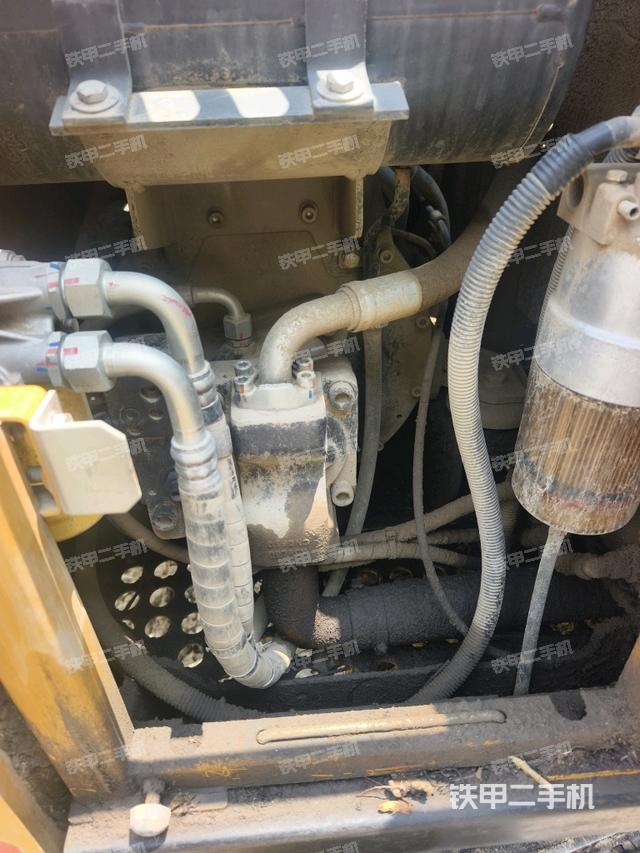 液压泵室（大件舱室）