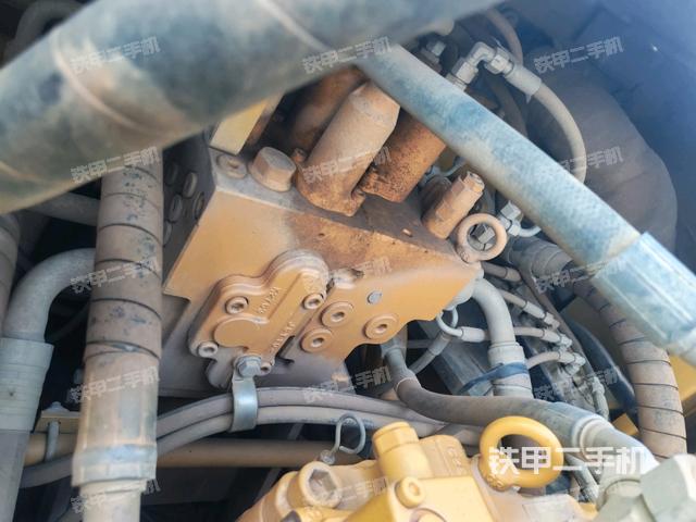 分配阀(上车部件) 分配阀(上车部件)