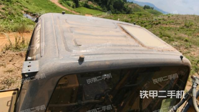 駕駛室頂部俯視（上車部件）