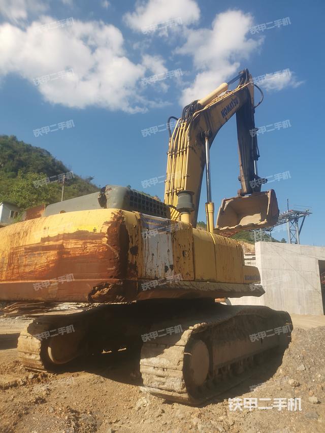 整機右后45°(整機外觀) 整機右后45°(整機外觀)