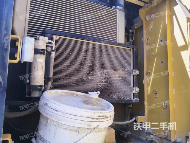 散熱器正面（大件艙室）