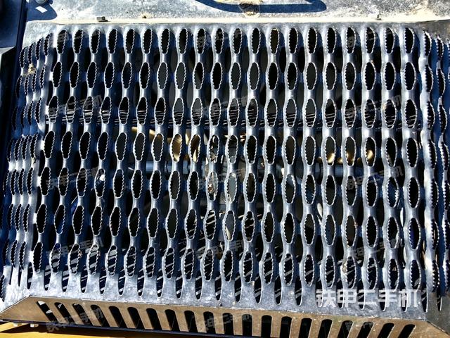 散熱器正面（大件艙室）