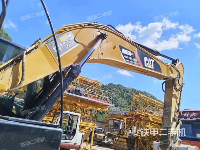 大臂整體?右側(cè)（工作和回轉(zhuǎn)裝置）