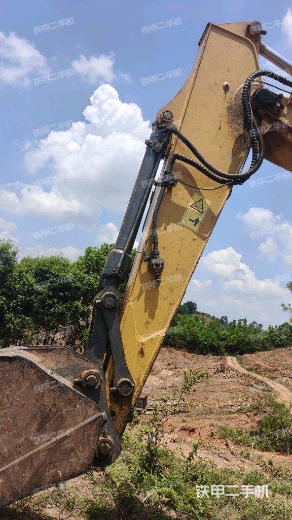 小臂整體左后（工作和回轉(zhuǎn)裝置）