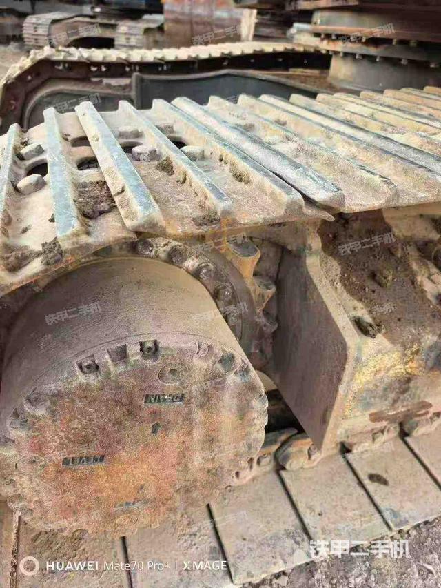 单侧履带整体（整机外观）