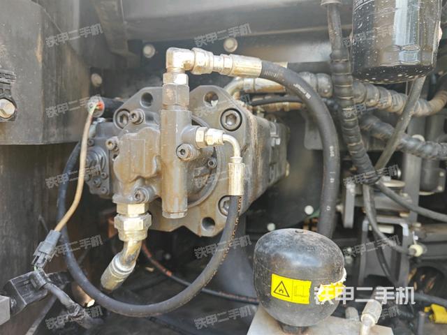 液压泵斜45 左(大件舱室) 液压泵斜45 左(大件舱室)