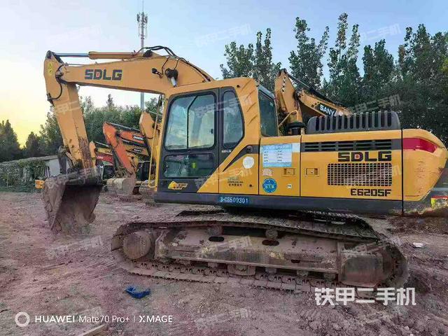 山東臨工E6205F挖掘機(jī)