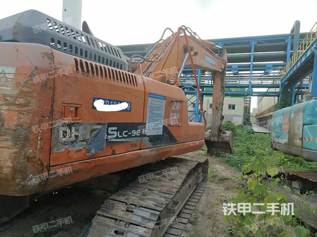 整機右后45°（整機外觀）