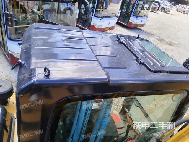 驾驶室顶部俯视（上车部件）