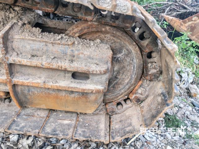 左侧行走马达盖板(行走机构) 左侧行走马达盖板(行走机构)