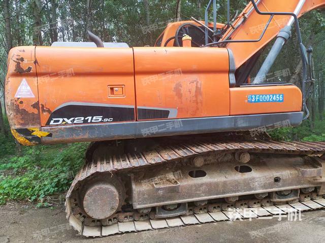 單側(cè)履帶整體（整機外觀）