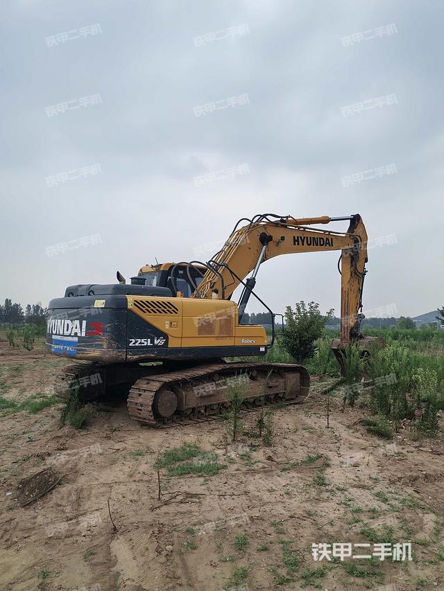 整机右后45°(整机外观) 整机右后45°(整机外观)