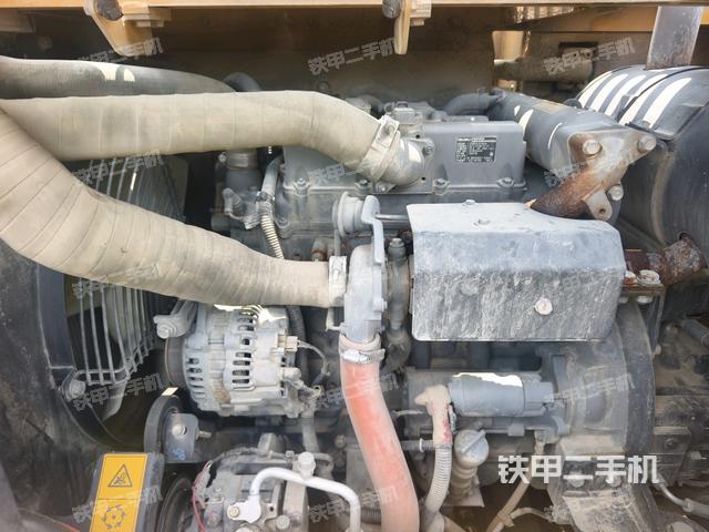 发动机室（上车部件）