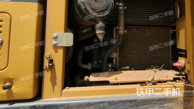 散熱器正面（大件艙室）