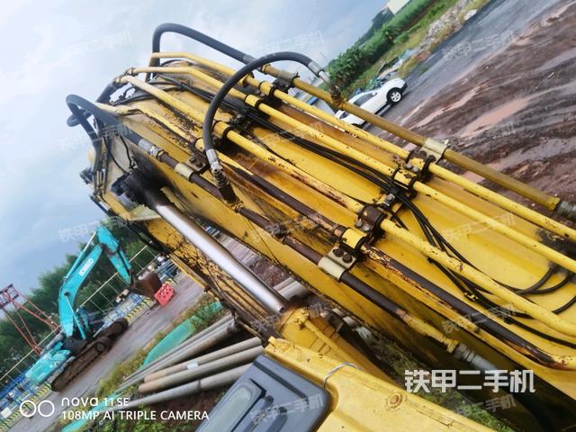 大臂背部俯視（工作和回轉裝置）