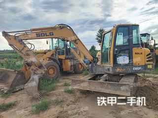 山东临工E660FL挖掘机实拍图片