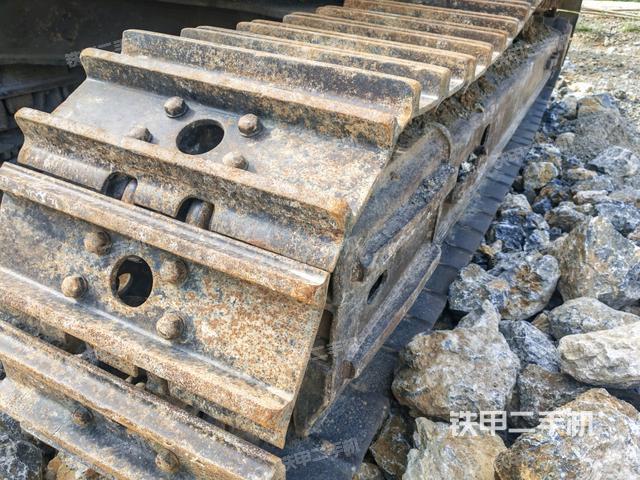 右侧履带整体（行走机构）