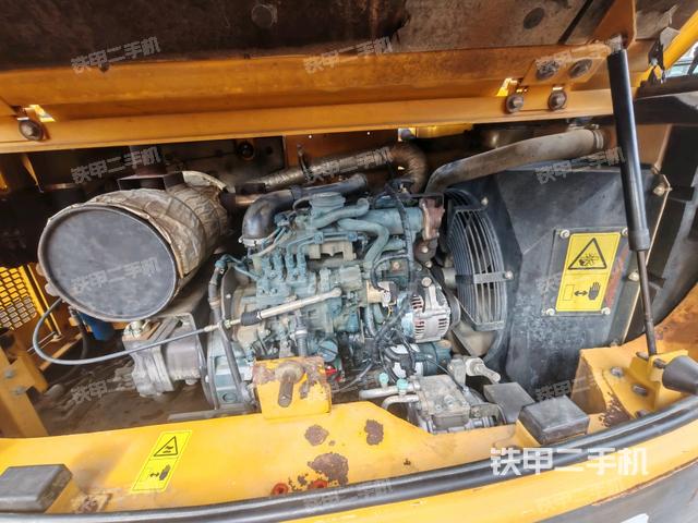 发动机整体俯视（整机外观）