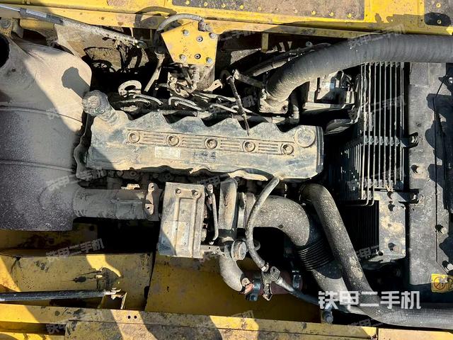 发动机整体俯视（整机外观）