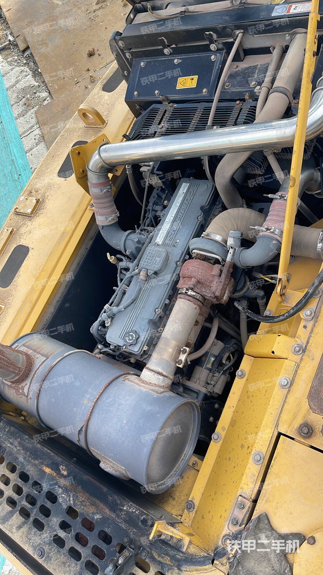 發(fā)動(dòng)機(jī)整體俯視（整機(jī)外觀）