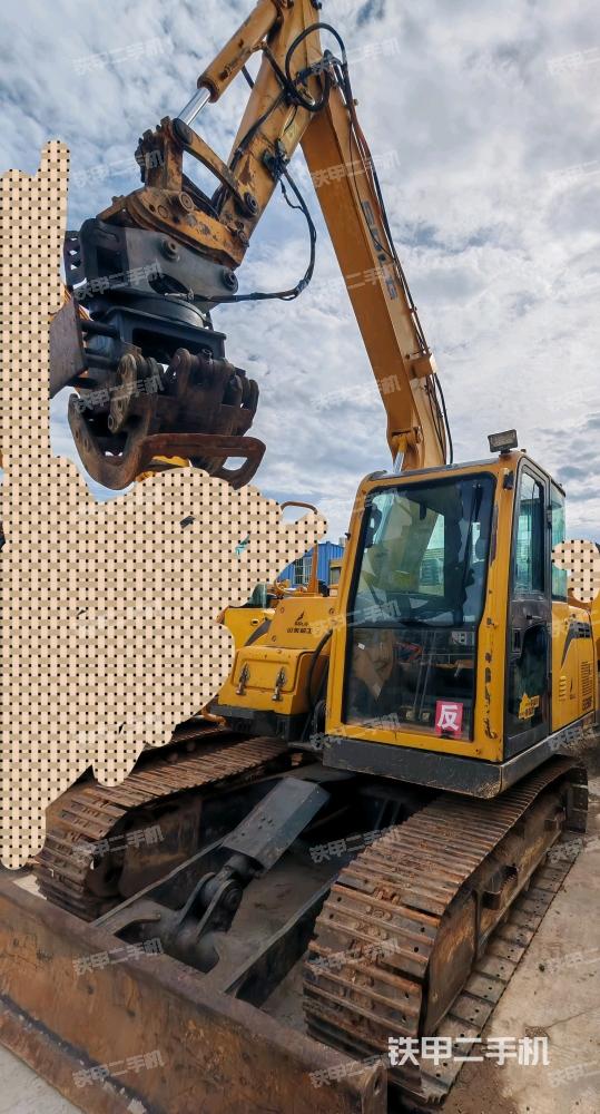 驾驶室顶部（整机外观）