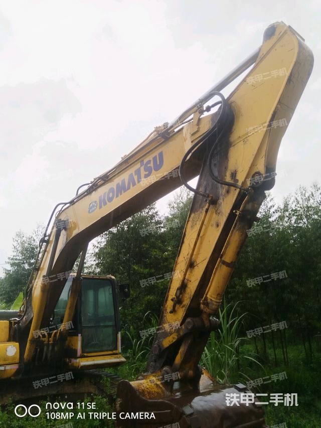 小臂整體左后（工作和回轉裝置）