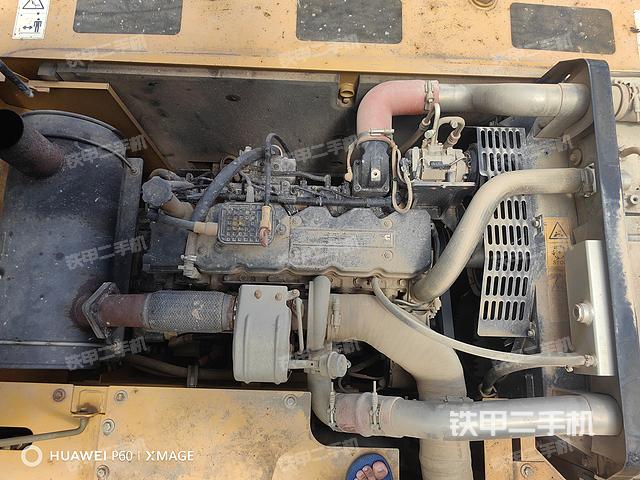 發(fā)動機(jī)整體俯視(整機(jī)外觀) 發(fā)動機(jī)整體俯視(整機(jī)外觀)