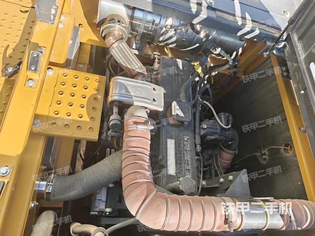 散熱器正面（大件艙室）