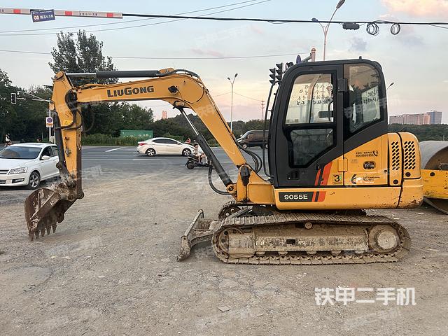 柳工CLG9055E挖掘機(jī)