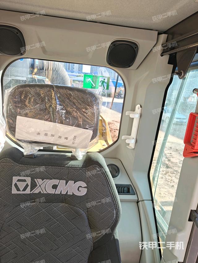 座椅后部（駕駛室部分）