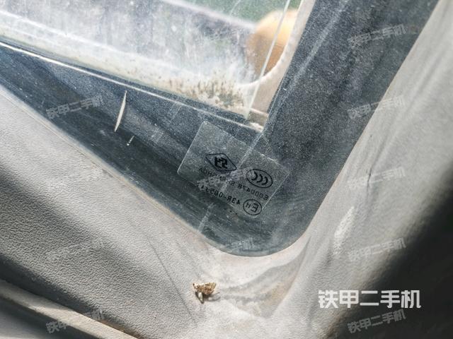 驾驶室正侧（驾驶室部分）