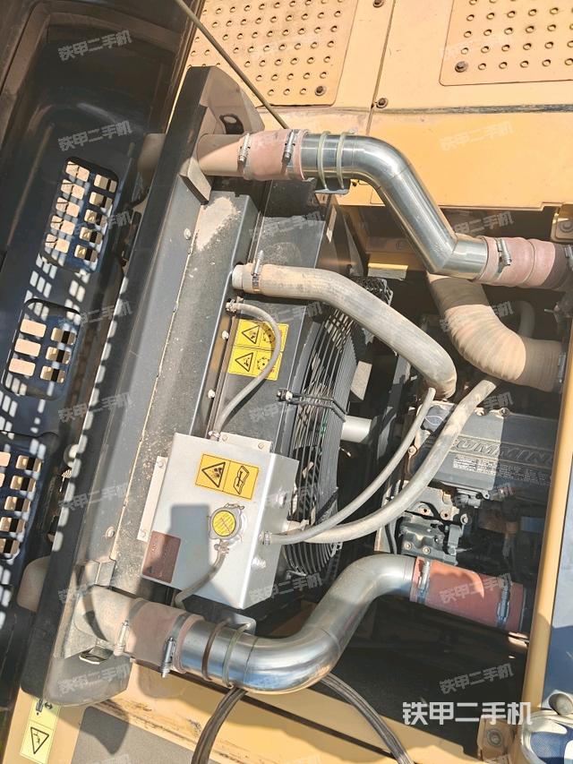 氣門室蓋螺絲特寫（上車部件）