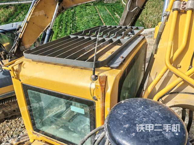 驾驶室顶部俯视（上车部件）