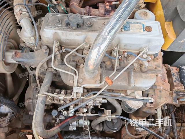 发动机室(上车部件) 发动机室(上车部件)