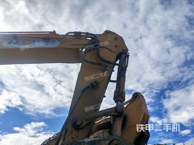 大臂整体 右侧（工作和回转装置）