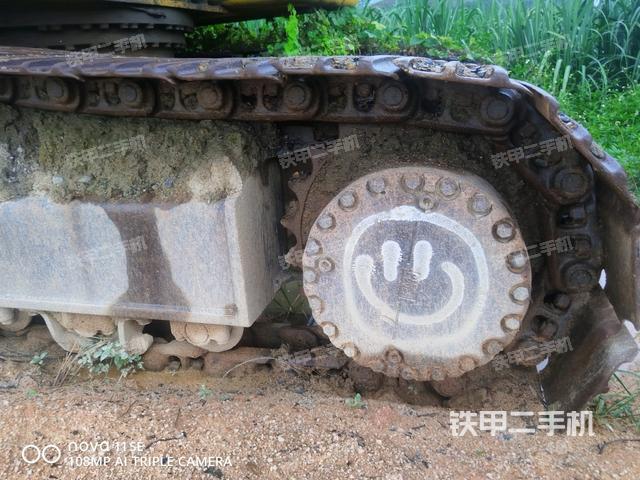 左驱动轮(行走机构) 左驱动轮(行走机构)