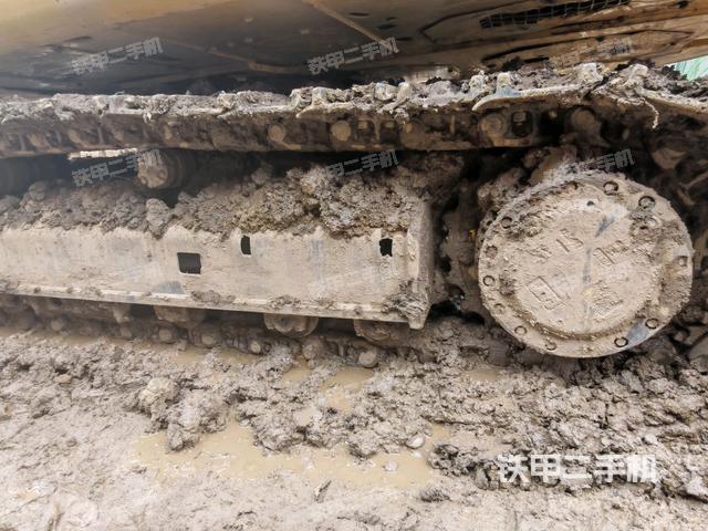 单侧履带整体（整机外观）