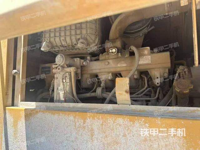 發(fā)動機左側（整機外觀及大件）